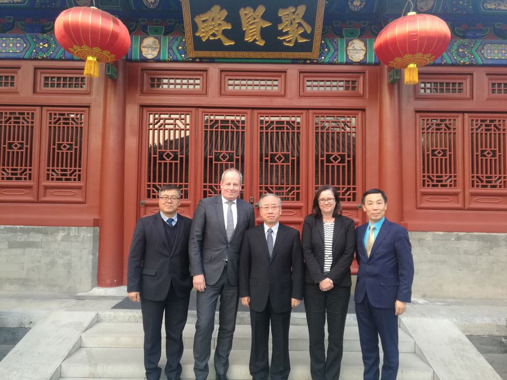 梁建全副会长会见德国大众汽车集团国际和欧洲事务负责人哈内费尔德