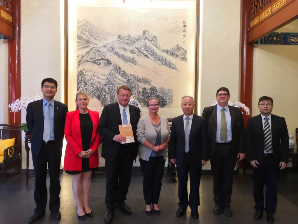 梁建全副会长会见欧洲议会科技评估办公室代表团