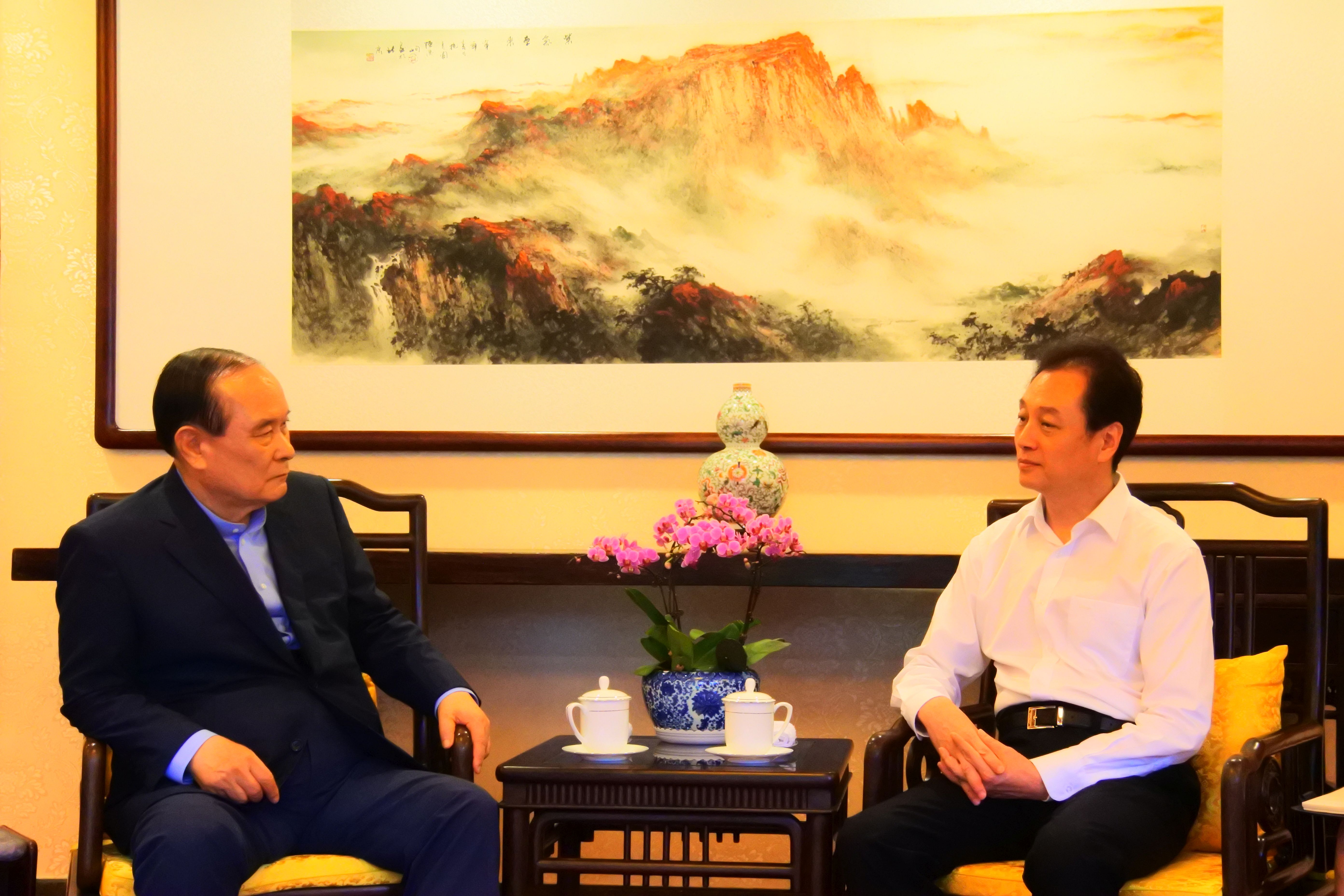 王超会长会见韩国21世纪韩中交流协会会长金汉圭
