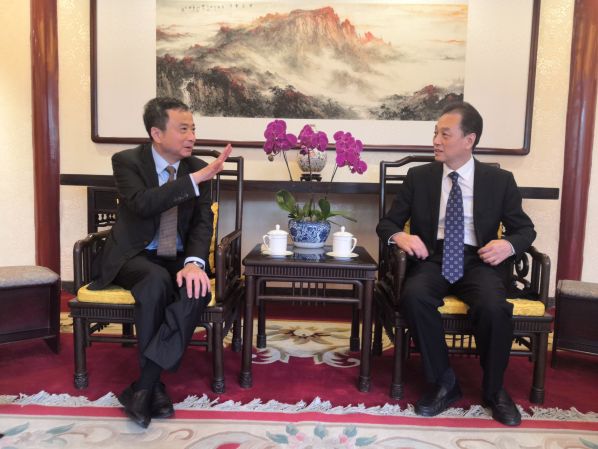 王超会长会见英国怡和集团董事、怡和（中国）有限公司主席许立庆