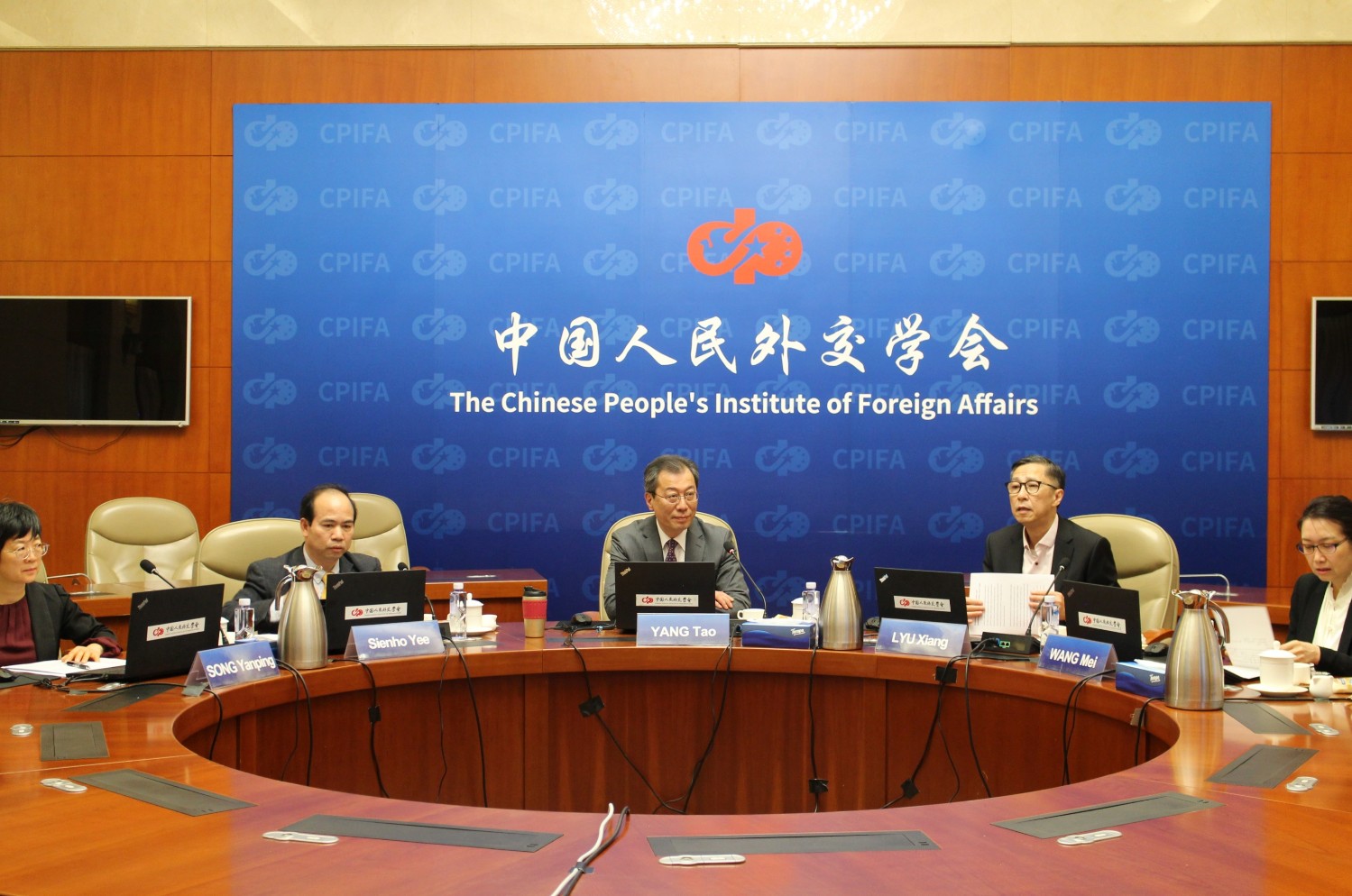 中俄共同纪念世界反法西斯战争胜利80周年